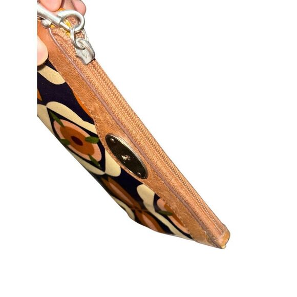 Fossil “Key-Per” Navy Floral Waxed Leather Wristlet  Card Keeper  Classic Trendy - Picture 7 of 11